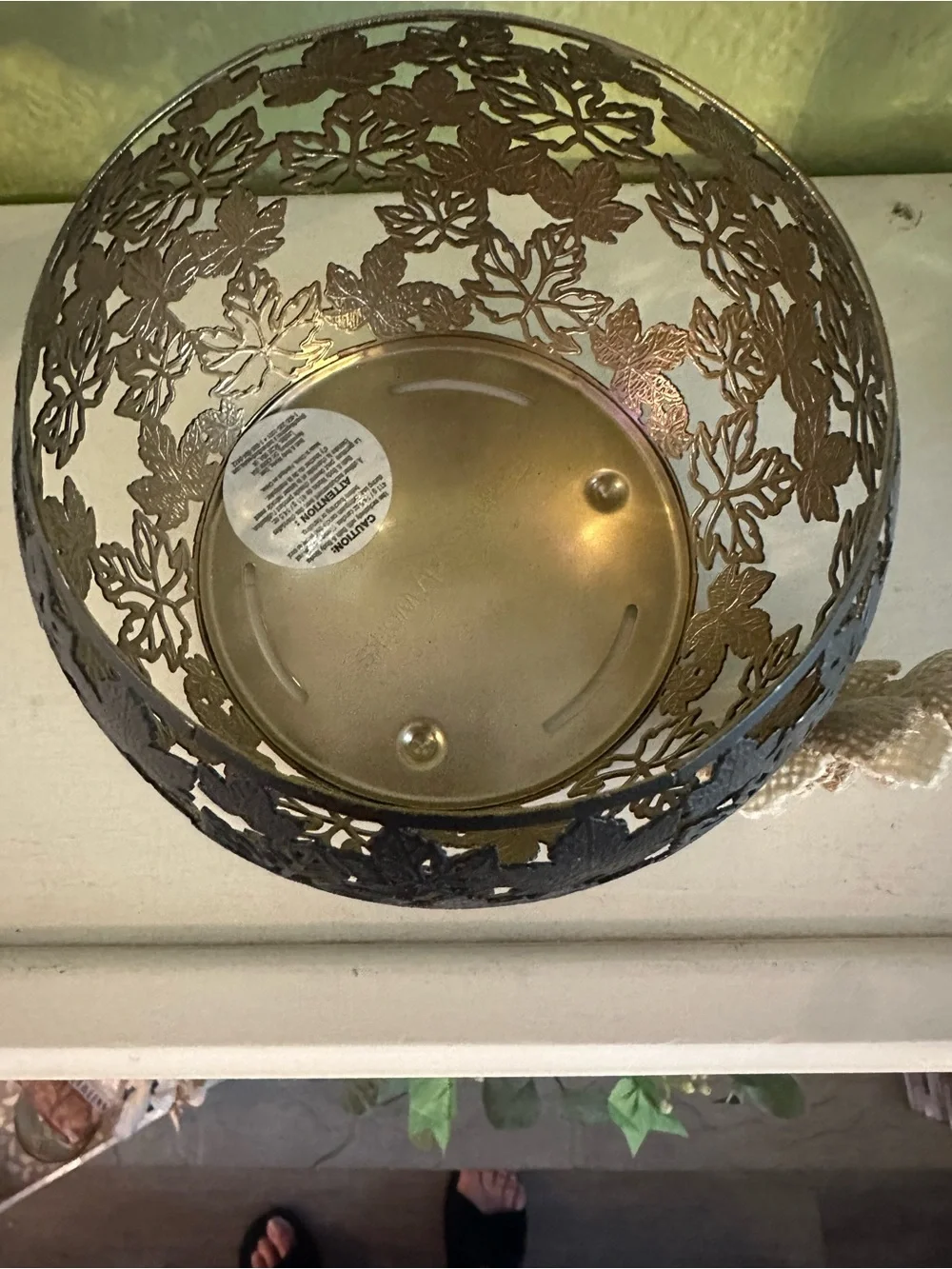 Decorative Black Metal Leaf Candle Holder for 3 wick